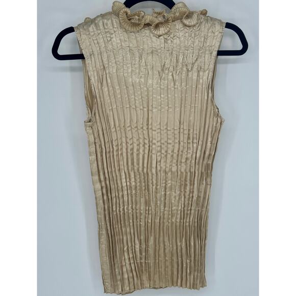 Serenade Women L Sleeveless Gold Ruffled Pleated Top Party Wear Dressy Classy - Picture 2 of 3